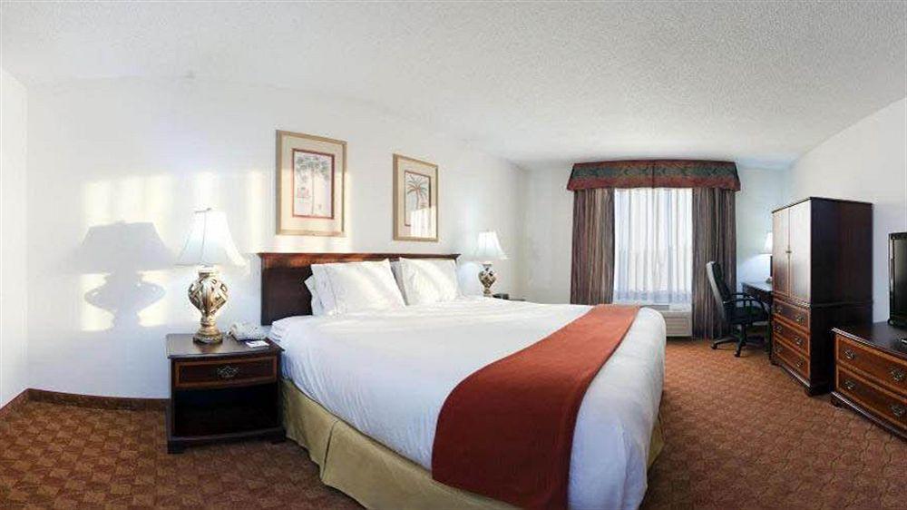 Holiday Inn Express & Suites Shelbyville By Ihg Exterior foto
