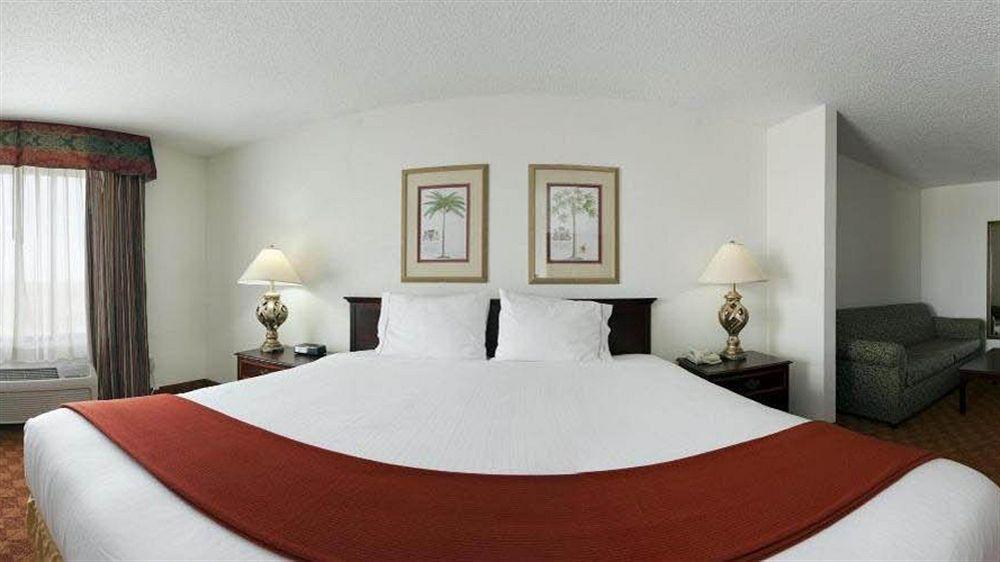Holiday Inn Express & Suites Shelbyville By Ihg Exterior foto